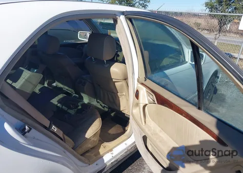 1999 Mercedes-Benz E 430 z USA, uszkodzony, nr VIN WDBJF70H1XA951134